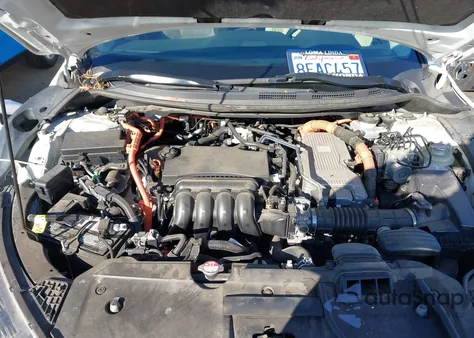 2018 Honda Clarity Plug-In Hybrid Touring z USA, uszkodzony, nr VIN JHMZC5F34JC009389